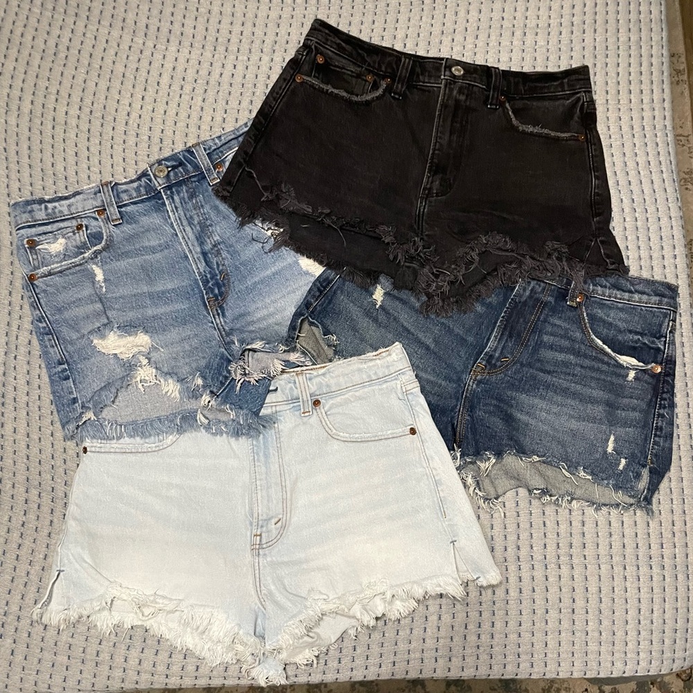 ABERCROMBIE & FITCH The Mom Short